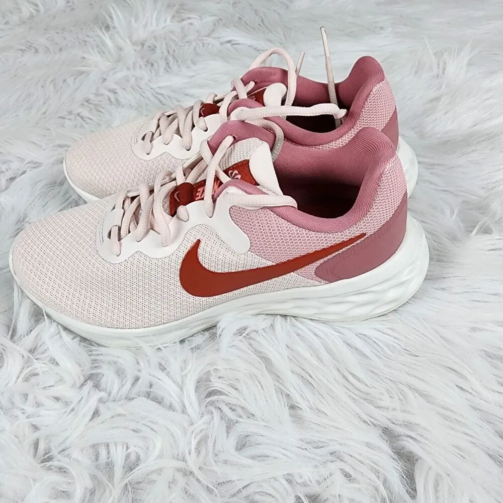 New Women's Size 7M Nike Revolution 6 NN Running Shoes Light Soft Pink Cinnabar